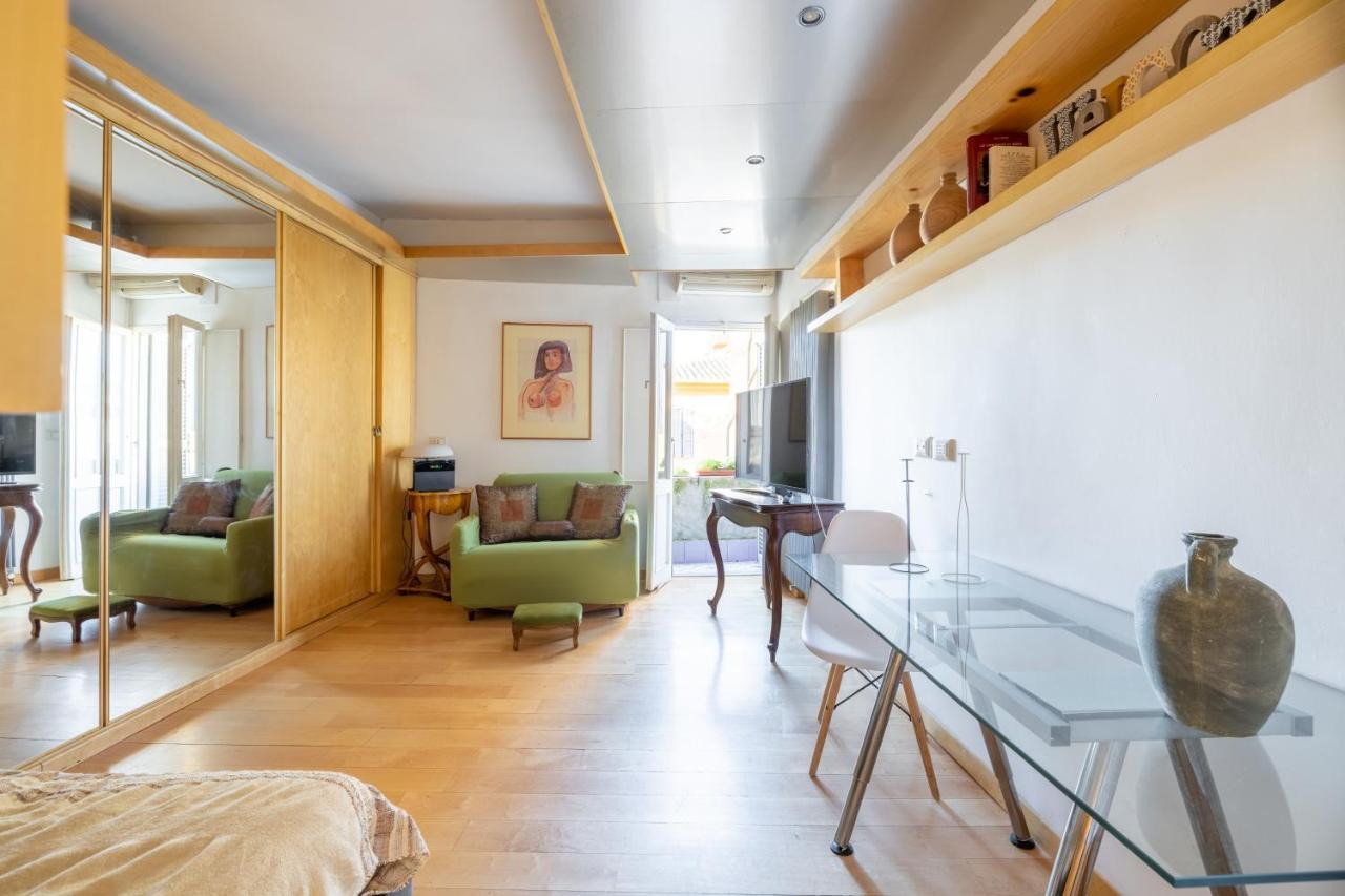Romantic Studio In Trastevere Exteriör bild